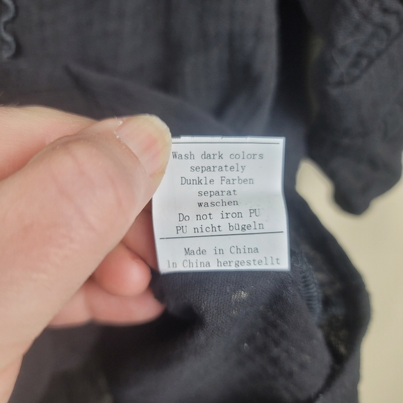 NWT Scarlet Darkness Black Lace Up Peasant Top Size S - Picture 7 of 8